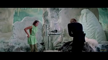 Preview 1 of Anemials Moms - Jenny Agutter - Logan&#039_s Run (1976)