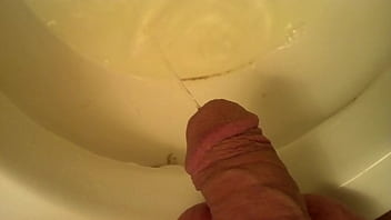 Preview 3 of Bundeswehr Soldat - pissing with my panties on