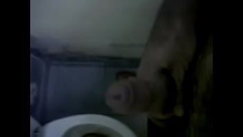 Preview 2 of Desi Hot Girl Indian - ARGENTINO CORDOBES SE HACE LA PAJA EN EL BA&Ntilde_O DEL CLUB 1