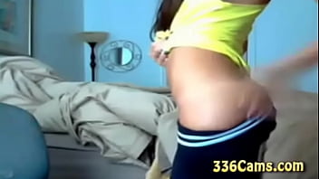 Preview 2 of Xxxprent Mother And Brothet - Sexy Brunette Teen With Smile On Yellow T-Shirt  Play On Webcam
