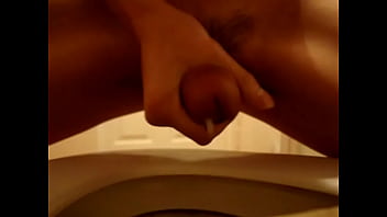 Preview 3 of Xnxx Max Sa Thu Gian - Another toilet wank and cumshot
