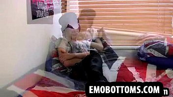 Preview 2 of Guy Homo 3gp King - To cum this sexy punky twink is rubbing his big cock