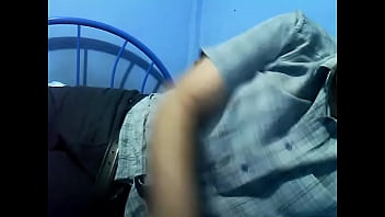 Preview 1 of Mom Shows Me Sex - skypecall amateur cam