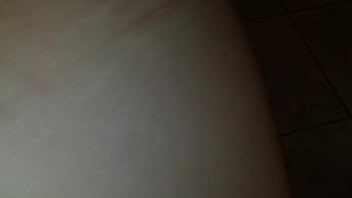 Preview 2 of Mature Saggy Boobs Tube - En el living con mi flaca novia