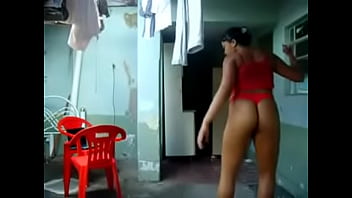 Preview 1 of 40 Plus Milf Blonde - Eloisa Dance Funk in Her Home