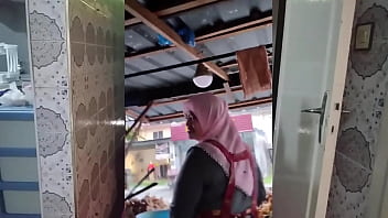 Preview 3 of Xnxx Pilipin Com - Thick Muslim Indonesian Milf