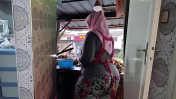 Preview 1 of Xnxx Pilipin Com - Thick Muslim Indonesian Milf