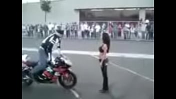 Preview 2 of Bamgla Mom - Kiss