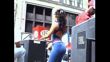Preview 1 of Abgef Llt Und Gefickt - (39) JEANS AJUSTADOS