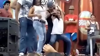 Preview 1 of 10year Girl Little Fuc - Novatada de la universidad cat&oacute_lica de Guayaquil 2013 wvmvision