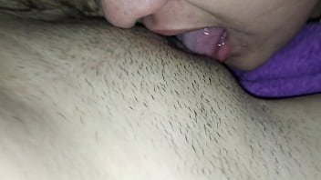 Preview 3 of Car Backseat Handjob - SEXO REAL LESBICO