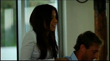 Preview 1 of Malayaly - De joelhos  puta.MP4