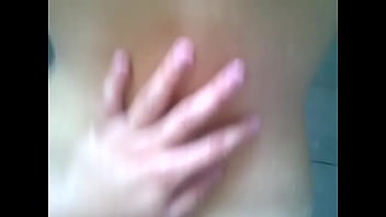 Preview 1 of Badi Cuta Porn Tube - Colombianita en cuatro
