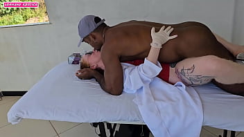 Preview 4 of Evelina Darling Old Man - GOZEI COM MUITO TEZAO NO PAU PEQUENO DO MEU CLIENTE
