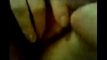 Preview 4 of Maria Qwerty - Azeri hairypussy girl fucks homemade