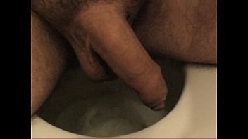 Preview 2 of Tit Wankti - bathroom piss