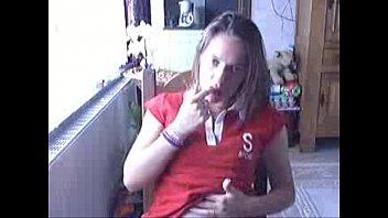 Preview 1 of Czech Curves - old webcam beanflick