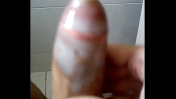 Preview 4 of Oldies And Boy Sexx - Punheta com camisinha