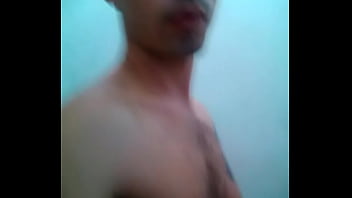 Preview 2 of Swinger Threesome Amateur - Alexandre Moreira Gomes mostrando a pica grossa 2