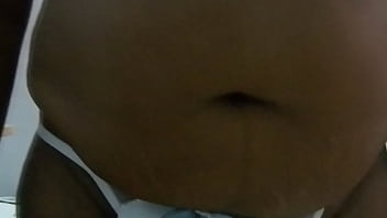 Preview 3 of Innocents Pelicula Gay Barebak - Mallu aunty showing her new bra and thong.MOV