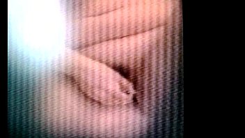 Preview 2 of Wet Boob Pussy - espiando a mi cu&ntilde_ada1