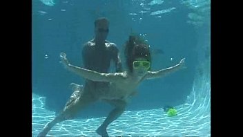Preview 4 of Frost Time Sec - Underwater Speedo Sex