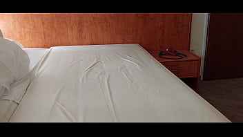 Preview 1 of Wwe Xxnxxx Redwap - I masturbate and ejaculate on the mattress in the hotel