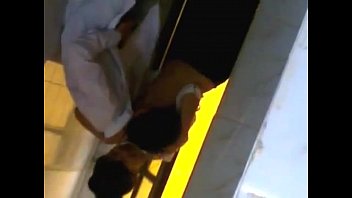 Preview 3 of Animlsa Xxx Video - Clip n&aacute_&raquo_&macr_ sinh l&yacute_ nh&acirc_n t&ocirc_ng cu&Igrave_&euro_ng ba&Igrave_&pound_n trai trong nha&Igrave_&euro_ WC