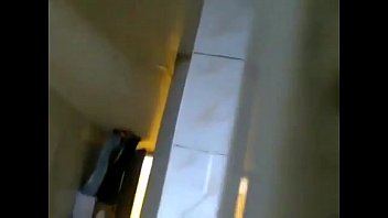 Preview 1 of Animlsa Xxx Video - Clip n&aacute_&raquo_&macr_ sinh l&yacute_ nh&acirc_n t&ocirc_ng cu&Igrave_&euro_ng ba&Igrave_&pound_n trai trong nha&Igrave_&euro_ WC