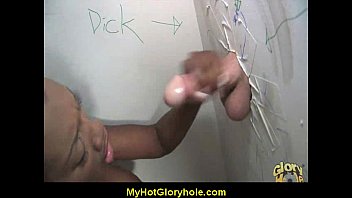 Preview 4 of Yamgo Bella - Hot gloryhole blowjob - video 9