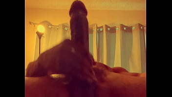 Preview 1 of Videos Xxxx Casadas - Huge cock