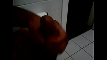 Preview 2 of Smaal Boy Bigman - MOV00015