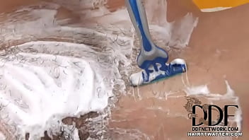 Preview 4 of Nakab Sec - Shaving The Pepper Patch!