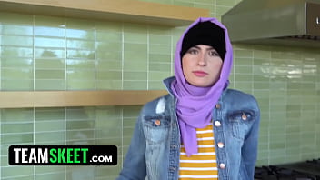 Preview 1 of Bull Move - Arab Slut With Hijab Masturbates For Her Boyfriend And Then Gets On Her Knees &amp_ Swallows His Manhood