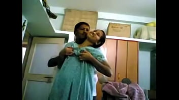 Preview 2 of Kerala Sexvideos School - girl scandal mpeg4