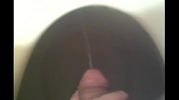 Preview 2 of Getto Hole - me peeing