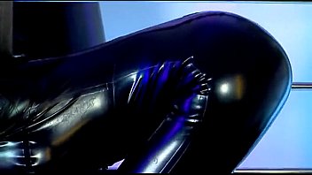 Preview 3 of Eighteen 16 - Fernanda Ferrari Latex nightshow