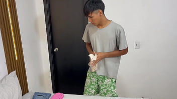 Preview 1 of X Cafe Black Cock - Mi t&iacute_mida hermanastra me sorprende masturb&aacute_ndome con su ropa interior y me la follo duro hasta correrme&nbsp_en&nbsp_su&nbsp_culo.