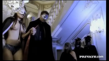 Preview 1 of Pillada En Cyber - An Orgy of the Masked