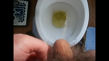 Preview 2 of Kaguoxcim - Peeing nude