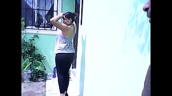 Preview 2 of Tied Up To Pole - esta hembra es mia