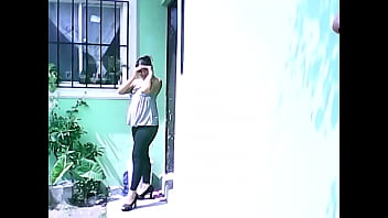 Preview 4 of Tied Up To Pole - esta hembra es mia