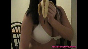 Preview 2 of Meli Sex Video - a hot Girl and a banana