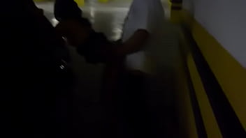Preview 3 of Moder In Girls - Esposa dando no estacionamento do shopping