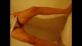 Preview 1 of Perempuan Murajan - NANA-diananana198003- BAILANDO SOLO PARA TI,  QUIERO QUE MECOMAS