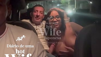Preview 2 of X Sexsi Biku Bf - Celular descarregou tive que  pagar o UBER com boquete mas estava t&atilde_o gostoso pedi pra ele comer meu cu e gozar dentro  - john Coffee - Lina Nakamura