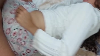 Preview 3 of Logan Megan - Follo a mi hermanastra sin quitarle la pijama