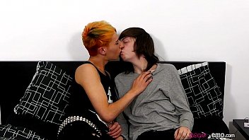 Preview 1 of Ling Hd Video - Luke&#039_s First Duo with Leo