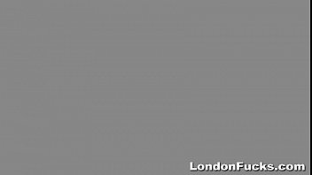 Preview 1 of Helli Berry - Bobbi Star Loves London&#039_s Ass