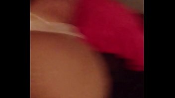 Preview 4 of Se Tira Al Electricista - Teen hoe gets stretched